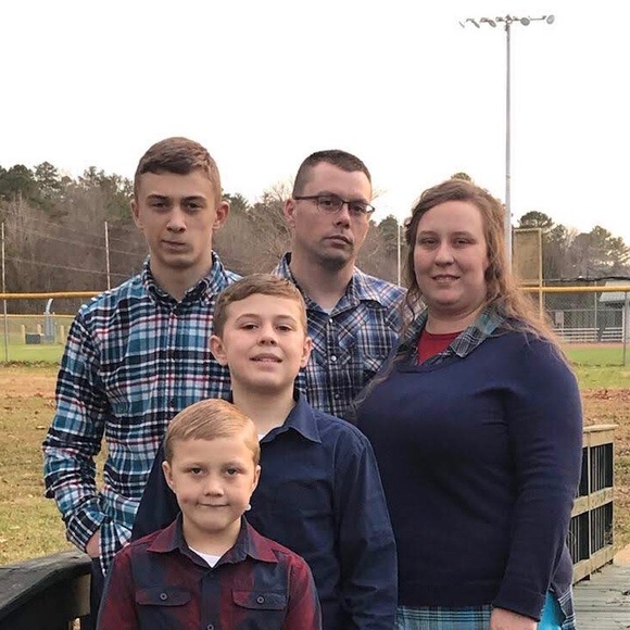 Meet your Posher, Shiobann - Picture 3 of 4